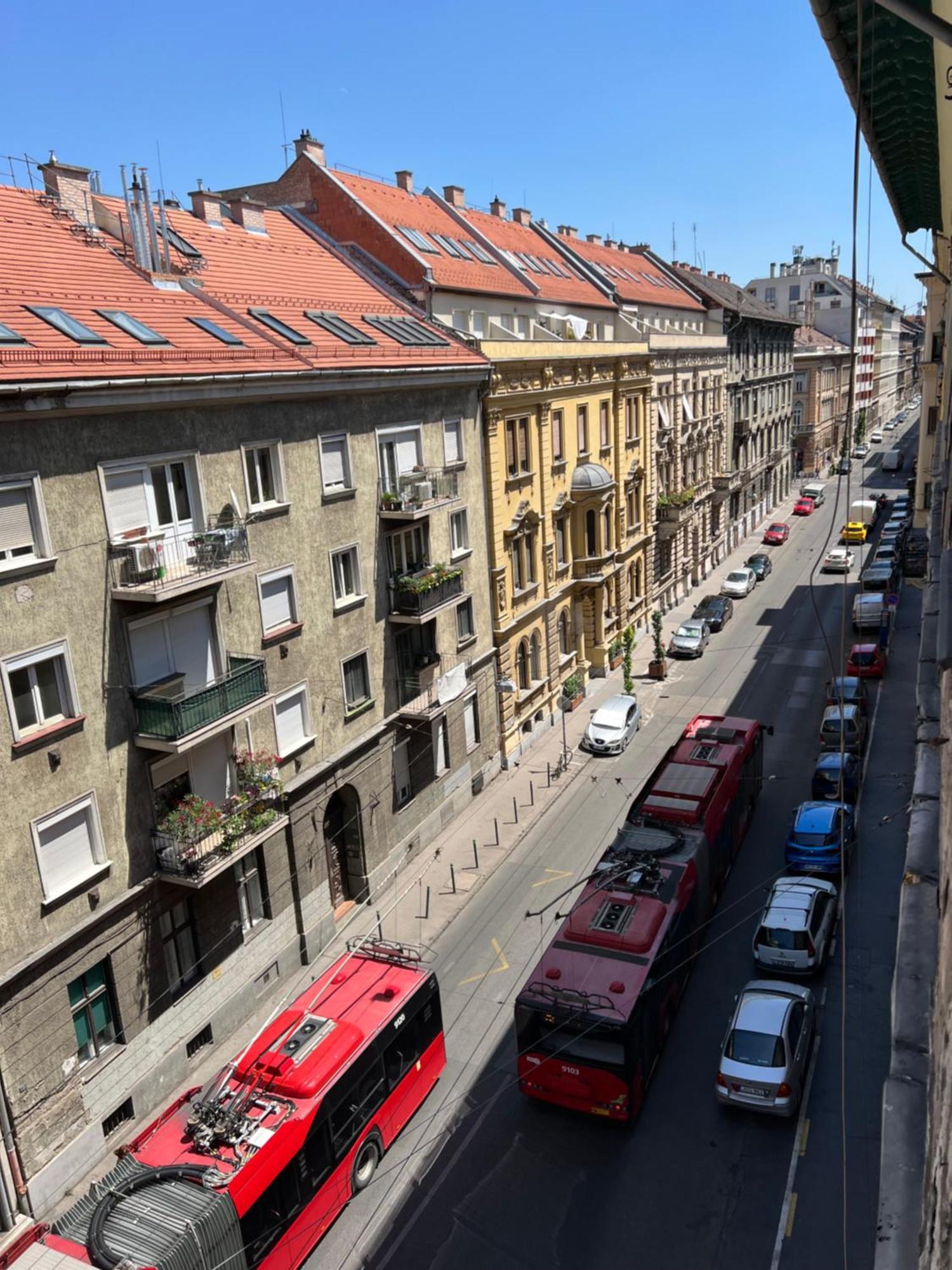 Apartament Bella - A Cozy In The Center *
